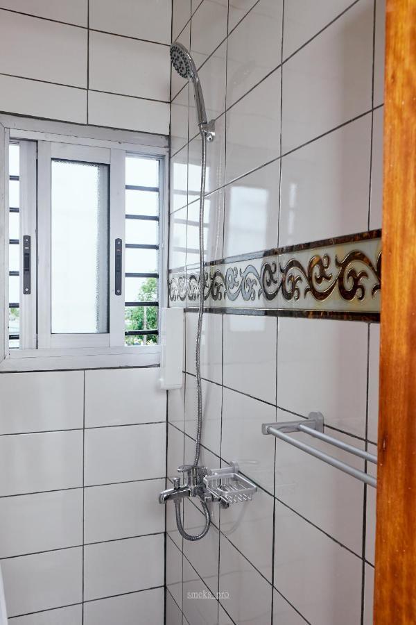 L'Immeuble Queen M.N.M Douala Exterior foto